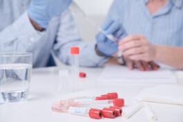 Professionelle Industriefotografie, Businessfotografie und Employer-Branding-Fotografie für Unternehmen, Handwerk und Industrie in Österreich (Tirol/Innsbruck, Vorarlberg/Bregenz/Feldkirch/Bludenz, Oberösterreich/Linz, Südtirol/Bozen und Bayern/München – Produktionsaufnahmen, Mitarbeiterporträts und Anwendungsbilder.