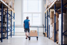 Professionelle Industriefotografie, Businessfotografie und Employer-Branding-Fotografie für Unternehmen, Handwerk und Industrie in Österreich (Tirol/Innsbruck, Vorarlberg/Bregenz/Feldkirch/Bludenz, Oberösterreich/Linz, Südtirol/Bozen und Bayern/München – Produktionsaufnahmen, Mitarbeiterporträts und Anwendungsbilder.