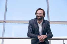 Professionelle Industriefotografie, Businessfotografie und Employer-Branding-Fotografie für Unternehmen, Handwerk und Industrie in Österreich (Tirol/Innsbruck, Vorarlberg/Bregenz/Feldkirch/Bludenz, Oberösterreich/Linz, Südtirol/Bozen und Bayern/München – Produktionsaufnahmen, Mitarbeiterporträts und Anwendungsbilder.