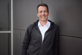  Professionelle Industriefotografie, Businessfotografie und Employer-Branding-Fotografie für Unternehmen, Handwerk und Industrie in Österreich (Tirol/Innsbruck, Vorarlberg/Bregenz/Feldkirch/Bludenz, Oberösterreich/Linz, Südtirol/Bozen und Bayern/München – Produktionsaufnahmen, Mitarbeiterporträts und Anwendungsbilder.