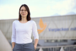  Professionelle Industriefotografie, Businessfotografie und Employer-Branding-Fotografie für Unternehmen, Handwerk und Industrie in Österreich (Tirol/Innsbruck, Vorarlberg/Bregenz/Feldkirch/Bludenz, Oberösterreich/Linz, Südtirol/Bozen und Bayern/München – Produktionsaufnahmen, Mitarbeiterporträts und Anwendungsbilder.