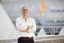  Professionelle Industriefotografie, Businessfotografie und Employer-Branding-Fotografie für Unternehmen, Handwerk und Industrie in Österreich (Tirol/Innsbruck, Vorarlberg/Bregenz/Feldkirch/Bludenz, Oberösterreich/Linz, Südtirol/Bozen und Bayern/München – Produktionsaufnahmen, Mitarbeiterporträts und Anwendungsbilder.