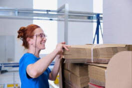 Professionelle Industriefotografie, Businessfotografie und Employer-Branding-Fotografie für Unternehmen, Handwerk und Industrie in Österreich (Tirol/Innsbruck, Vorarlberg/Bregenz/Feldkirch/Bludenz, Oberösterreich/Linz, Südtirol/Bozen und Bayern/München – Produktionsaufnahmen, Mitarbeiterporträts und Anwendungsbilder.