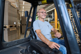 Professionelle Industriefotografie, Businessfotografie und Employer-Branding-Fotografie für Unternehmen, Handwerk und Industrie in Österreich (Tirol/Innsbruck, Vorarlberg/Bregenz/Feldkirch/Bludenz, Oberösterreich/Linz, Südtirol/Bozen und Bayern/München – Produktionsaufnahmen, Mitarbeiterporträts und Anwendungsbilder.