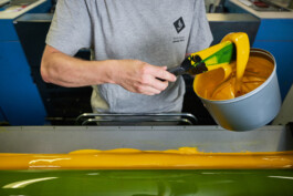 Professionelle Industriefotografie, Businessfotografie und Employer-Branding-Fotografie für Unternehmen, Handwerk und Industrie in Österreich (Tirol/Innsbruck, Vorarlberg/Bregenz/Feldkirch/Bludenz, Oberösterreich/Linz, Südtirol/Bozen und Bayern/München – Produktionsaufnahmen, Mitarbeiterporträts und Anwendungsbilder.