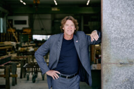 Professionelle Industriefotografie, Businessfotografie und Employer-Branding-Fotografie für Unternehmen, Handwerk und Industrie in Österreich (Tirol/Innsbruck, Vorarlberg/Bregenz/Feldkirch/Bludenz, Oberösterreich/Linz, Südtirol/Bozen und Bayern/München – Produktionsaufnahmen, Mitarbeiterporträts und Anwendungsbilder.