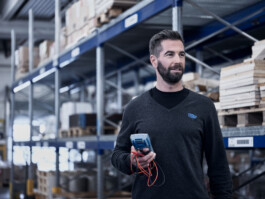 Professionelle Industriefotografie, Businessfotografie und Employer-Branding-Fotografie für Unternehmen, Handwerk und Industrie in Österreich (Tirol/Innsbruck, Vorarlberg/Bregenz/Feldkirch/Bludenz, Oberösterreich/Linz, Südtirol/Bozen und Bayern/München – Produktionsaufnahmen, Mitarbeiterporträts und Anwendungsbilder.