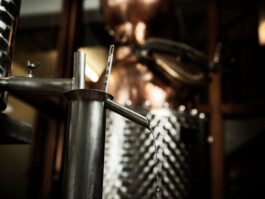 Professionelle Industriefotografie, Businessfotografie und Employer-Branding-Fotografie für Unternehmen, Handwerk und Industrie in Österreich (Tirol/Innsbruck, Vorarlberg/Bregenz/Feldkirch/Bludenz, Oberösterreich/Linz, Südtirol/Bozen und Bayern/München – Produktionsaufnahmen, Mitarbeiterporträts und Anwendungsbilder.