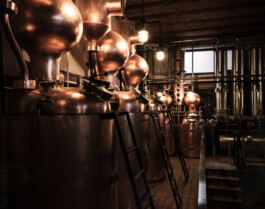 Professionelle Industriefotografie, Businessfotografie und Employer-Branding-Fotografie für Unternehmen, Handwerk und Industrie in Österreich (Tirol/Innsbruck, Vorarlberg/Bregenz/Feldkirch/Bludenz, Oberösterreich/Linz, Südtirol/Bozen und Bayern/München – Produktionsaufnahmen, Mitarbeiterporträts und Anwendungsbilder.