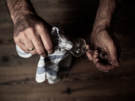 Professionelle Industriefotografie, Businessfotografie und Employer-Branding-Fotografie für Unternehmen, Handwerk und Industrie in Österreich (Tirol/Innsbruck, Vorarlberg/Bregenz/Feldkirch/Bludenz, Oberösterreich/Linz, Südtirol/Bozen und Bayern/München – Produktionsaufnahmen, Mitarbeiterporträts und Anwendungsbilder.