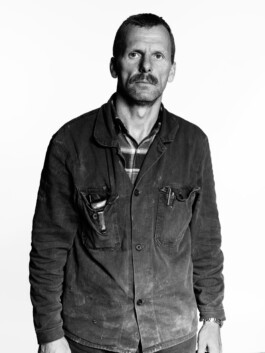 Professionelle Industriefotografie, Businessfotografie und Employer-Branding-Fotografie für Unternehmen, Handwerk und Industrie in Österreich (Tirol/Innsbruck, Vorarlberg/Bregenz/Feldkirch/Bludenz, Oberösterreich/Linz, Südtirol/Bozen und Bayern/München – Produktionsaufnahmen, Mitarbeiterporträts und Anwendungsbilder.