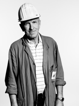 Professionelle Industriefotografie, Businessfotografie und Employer-Branding-Fotografie für Unternehmen, Handwerk und Industrie in Österreich (Tirol/Innsbruck, Vorarlberg/Bregenz/Feldkirch/Bludenz, Oberösterreich/Linz, Südtirol/Bozen und Bayern/München – Produktionsaufnahmen, Mitarbeiterporträts und Anwendungsbilder.