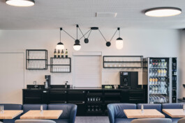  Professionelle Industriefotografie, Businessfotografie und Employer-Branding-Fotografie für Unternehmen, Handwerk und Industrie in Österreich (Tirol/Innsbruck, Vorarlberg/Bregenz/Feldkirch/Bludenz, Oberösterreich/Linz, Südtirol/Bozen und Bayern/München – Produktionsaufnahmen, Mitarbeiterporträts und Anwendungsbilder.