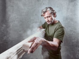 Professionelle Industriefotografie, Businessfotografie und Employer-Branding-Fotografie für Unternehmen, Handwerk und Industrie in Österreich (Tirol/Innsbruck, Vorarlberg/Bregenz/Feldkirch/Bludenz, Oberösterreich/Linz, Südtirol/Bozen und Bayern/München – Produktionsaufnahmen, Mitarbeiterporträts und Anwendungsbilder.