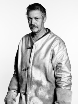 Professionelle Industriefotografie, Businessfotografie und Employer-Branding-Fotografie für Unternehmen, Handwerk und Industrie in Österreich (Tirol/Innsbruck, Vorarlberg/Bregenz/Feldkirch/Bludenz, Oberösterreich/Linz, Südtirol/Bozen und Bayern/München – Produktionsaufnahmen, Mitarbeiterporträts und Anwendungsbilder.