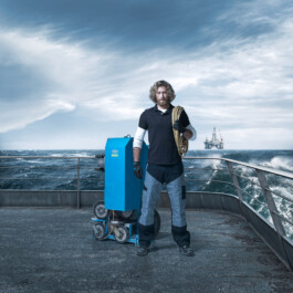 Industriefotograf fotografiert moderne Maschinen und Produktionsprozesse in Tirol, Innsbruck, Schwaz, Kufstein und Wörgl. Professionelle Industriefotografie, Businessfotografie und Employer-Branding-Fotografie für Unternehmen, Handwerk und Industrie in Österreich (Tirol/Innsbruck, Vorarlberg/Bregenz/Feldkirch/Bludenz, Oberösterreich/Linz, Südtirol/Bozen und Bayern/München – Produktionsaufnahmen, Mitarbeiterporträts und Anwendungsbilder.