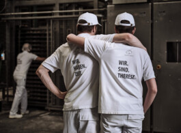 Professionelle Industriefotografie, Businessfotografie und Employer-Branding-Fotografie für Unternehmen, Handwerk und Industrie in Österreich (Tirol/Innsbruck, Vorarlberg/Bregenz/Feldkirch/Bludenz, Oberösterreich/Linz, Südtirol/Bozen und Bayern/München – Produktionsaufnahmen, Mitarbeiterporträts und Anwendungsbilder.