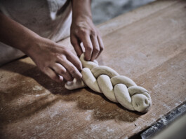 Professionelle Industriefotografie, Businessfotografie und Employer-Branding-Fotografie für Unternehmen, Handwerk und Industrie in Österreich (Tirol/Innsbruck, Vorarlberg/Bregenz/Feldkirch/Bludenz, Oberösterreich/Linz, Südtirol/Bozen und Bayern/München – Produktionsaufnahmen, Mitarbeiterporträts und Anwendungsbilder.