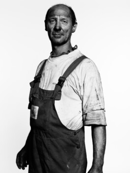 Professionelle Industriefotografie, Businessfotografie und Employer-Branding-Fotografie für Unternehmen, Handwerk und Industrie in Österreich (Tirol/Innsbruck, Vorarlberg/Bregenz/Feldkirch/Bludenz, Oberösterreich/Linz, Südtirol/Bozen und Bayern/München – Produktionsaufnahmen, Mitarbeiterporträts und Anwendungsbilder.