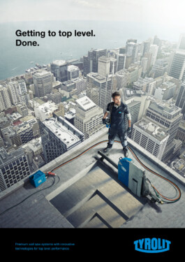 Industriefotograf Bayern: Fabriken, Maschinen und Produktionsprozesse in München, Augsburg, Nürnberg und Regensburg. Professionelle Industriefotografie, Businessfotografie und Employer-Branding-Fotografie für Unternehmen, Handwerk und Industrie in Österreich (Tirol/Innsbruck, Vorarlberg/Bregenz/Feldkirch/Bludenz, Oberösterreich/Linz, Südtirol/Bozen und Bayern/München – Produktionsaufnahmen, Mitarbeiterporträts und Anwendungsbilder.